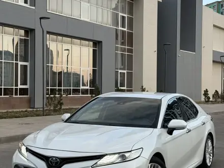 Toyota Camry 2019 года за 12 500 000 тг. в Актау – фото 3