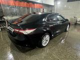 Toyota Camry 2018 годаfor12 911 088 тг. в Семей – фото 4