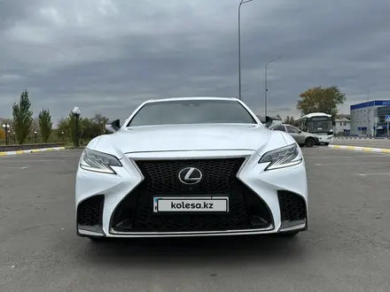 Lexus LS 500 2018 года за 35 000 000 тг. в Астана – фото 2