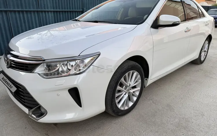 Toyota Camry 2015 годаүшін11 200 000 тг. в Атырау