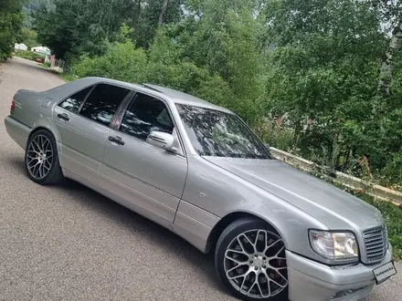 Mercedes-Benz S 63 AMG 1995 года за 9 500 000 тг. в Алматы – фото 13