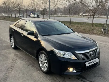 Toyota Camry 2014 года за 11 500 000 тг. в Алматы – фото 18