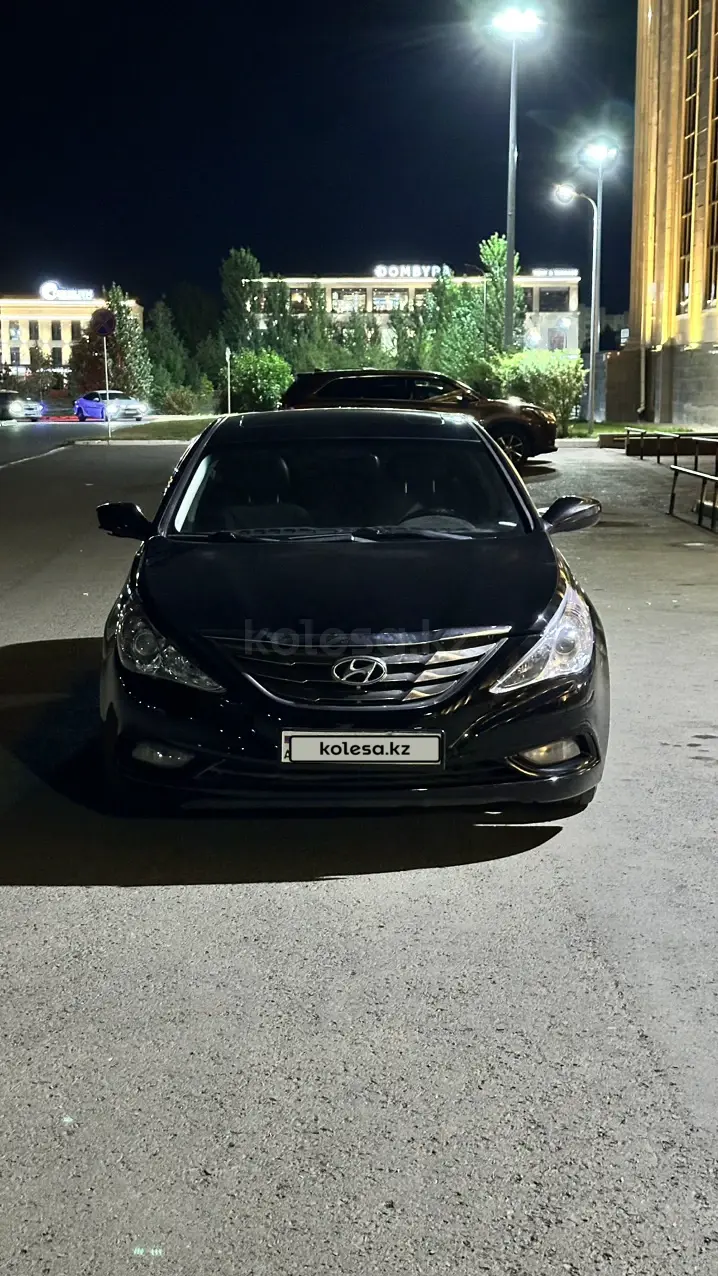 Hyundai Sonata, 2011