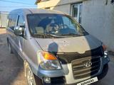 Hyundai Starex 2006 годаүшін2 600 000 тг. в Шардара