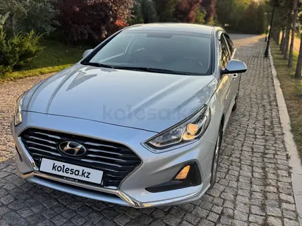 Hyundai Sonata 2019 года за 7 750 000 тг. в Алматы – фото 10