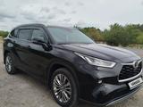 Toyota Highlander 2023 годаүшін25 700 000 тг. в Астана