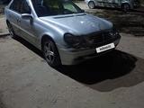 Mercedes-Benz C 240 2002 года за 1 900 000 тг. в Актобе