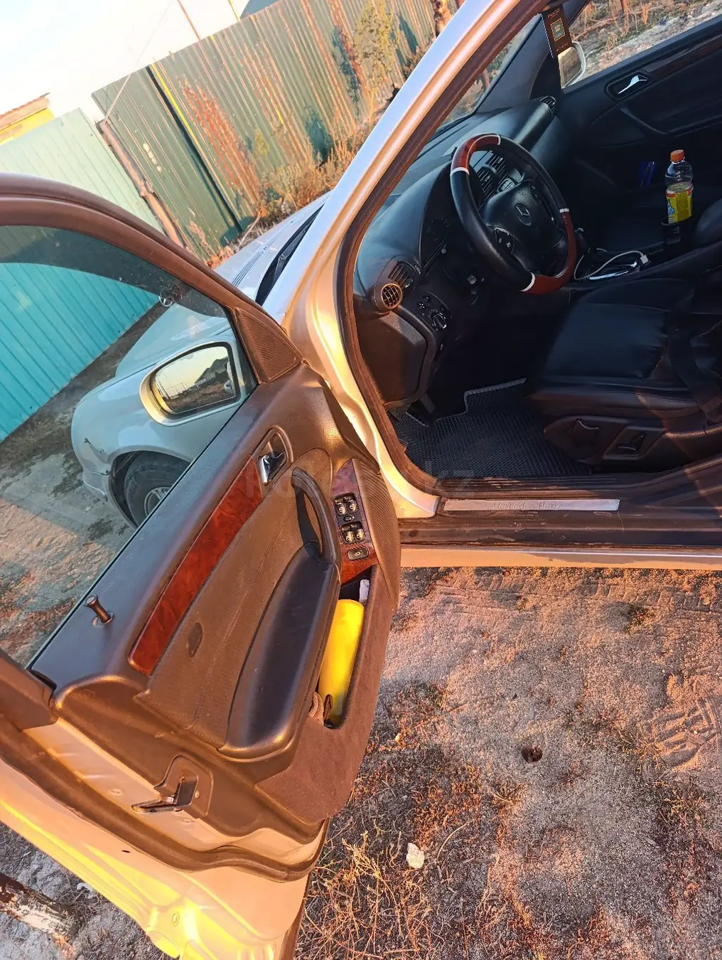 Mercedes-Benz C-Class, 2002