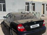 Toyota Camry 2002 годаүшін4 300 000 тг. в Астана – фото 2