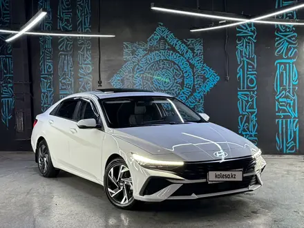 Hyundai Elantra 2024 года за 8 790 000 тг. в Алматы – фото 3