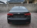 Hyundai Aslan 2015 года за 9 000 000 тг. в Тараз – фото 4