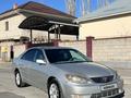 Toyota Camry 2005 года за 4 750 000 тг. в Туркестан – фото 2