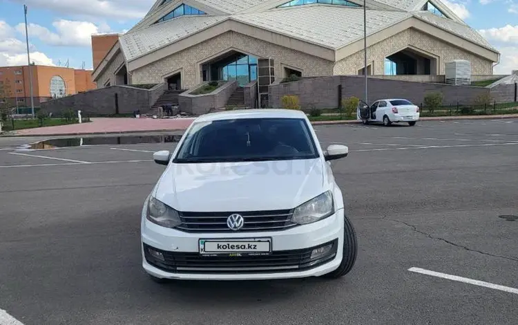 Volkswagen Polo 2015 года за 5 300 000 тг. в Семей