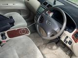 Toyota Ipsum 2003 годаfor3 200 000 тг. в Актобе – фото 5