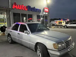 Mercedes-Benz E 280