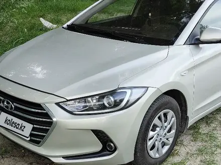 Hyundai Elantra 2018 года за 5 999 999 тг. в Павлодар – фото 3