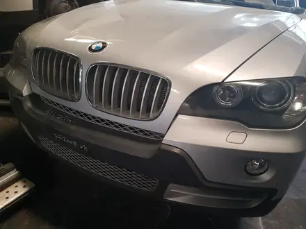 BMW X5 2008 года за 888 888 тг. в Караганда – фото 2