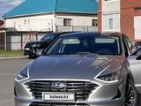 Hyundai Sonata 2022 года за 13 200 000 тг. в Костанай – фото 2