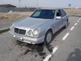 Mercedes-Benz E 230 1997 годаүшін2 650 000 тг. в Талдыкорган – фото 2