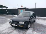 Volkswagen Golf 1994 года за 1 380 000 тг. в Алматы