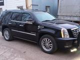 Cadillac Escalade 2012 года за 16 000 000 тг. в Уральск