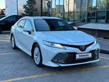 Toyota Camry 2019 годаүшін14 950 000 тг. в Алматы – фото 3