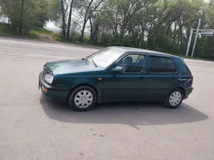 Volkswagen Golf 1996 года за 2 000 000 тг. в Алматы