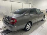 Toyota Camry 2001 годаfor3 300 000 тг. в Атырау – фото 4