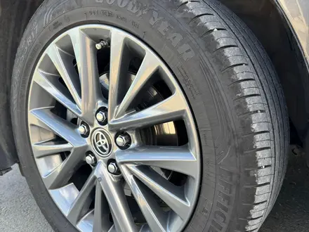 Toyota Camry 2013 года за 7 500 000 тг. в Атырау – фото 11