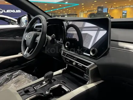 Lexus RX 500h F Sport Performance+ SE 2025 года за 56 690 000 тг. в Алматы – фото 20
