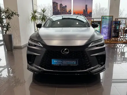 Lexus RX 500h F Sport Performance+ SE 2025 года за 56 690 000 тг. в Алматы – фото 2