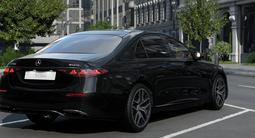 Mercedes-Benz S 580 4MATIC 2026 года за 133 722 400 тг. в Алматы – фото 4