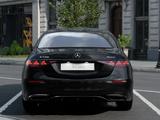 Mercedes-Benz S 580 4MATIC 2026 года за 133 722 400 тг. в Алматы – фото 5