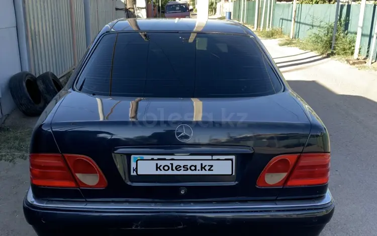 Mercedes-Benz E 280 1998 года за 2 850 000 тг. в Алматы