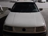 Volkswagen Vento 1992 года за 1 050 000 тг. в Шымкент – фото 3