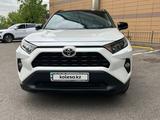 Toyota RAV4 2021 года за 17 500 000 тг. в Алматы – фото 3