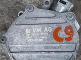 Вакуумный насос на Audi, оригинал, из Японии за 30 000 тг. в Алматы