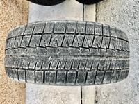 1 зимняя шина Bridgestone 235/45/17үшін39 990 тг. в Астана