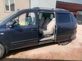 Kia Carnival 2007 года за 7 300 000 тг. в Алматы – фото 2