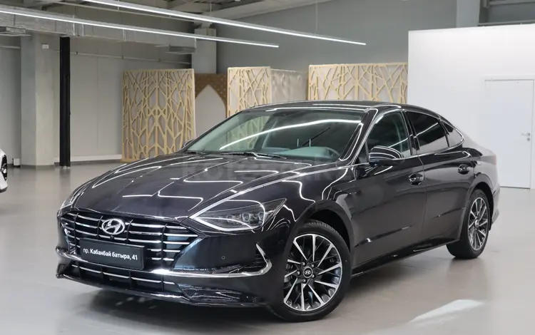 Hyundai Sonata 2023 годаүшін11 620 000 тг. в Астана