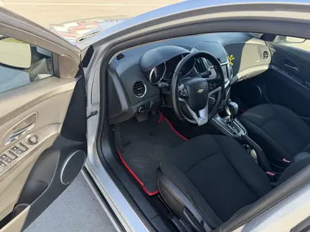 Chevrolet Cruze 2013 года за 3 650 000 тг. в Костанай – фото 17