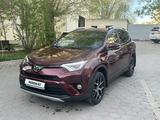 Toyota RAV4 2018 годаүшін12 850 000 тг. в Караганда