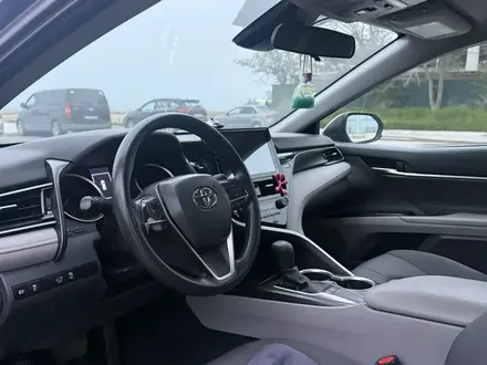 Toyota Camry 2022 года за 13 500 000 тг. в Актау – фото 10