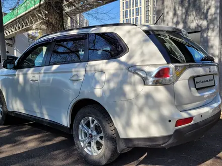 Mitsubishi Outlander 2012 года за 6 300 000 тг. в Алматы – фото 5