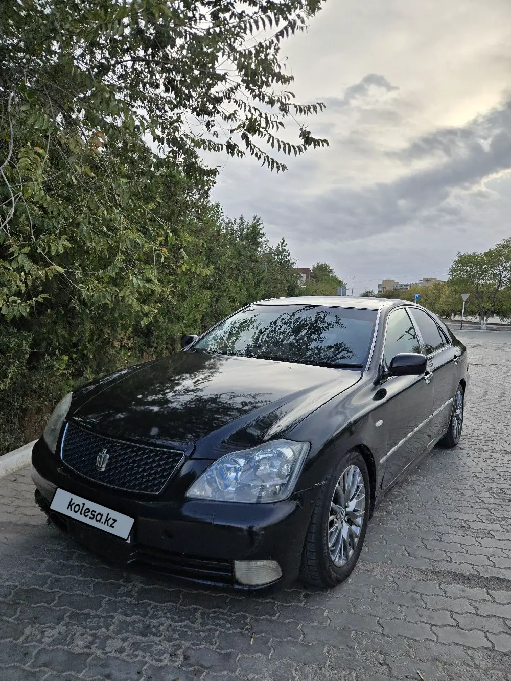 Toyota Crown, 2005