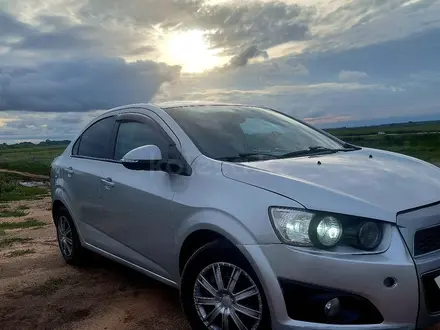 Chevrolet Aveo 2014 года за 3 250 000 тг. в Петропавловск – фото 2