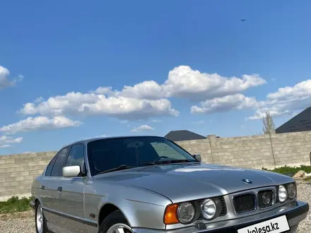 BMW 525 1994 года за 3 000 000 тг. в Туркестан – фото 2