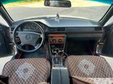 Mercedes-Benz E 220 1993 года за 1 500 000 тг. в Алматы – фото 4