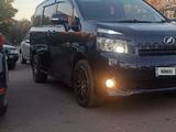 Toyota Voxy 2007 года за 7 000 000 тг. в Караганда – фото 3