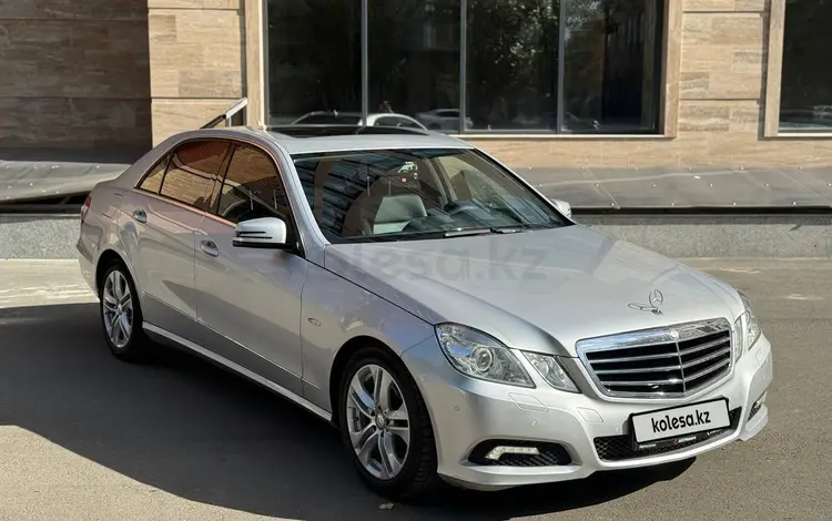 Mercedes-Benz E 200 2010 года за 7 900 000 тг. в Семей